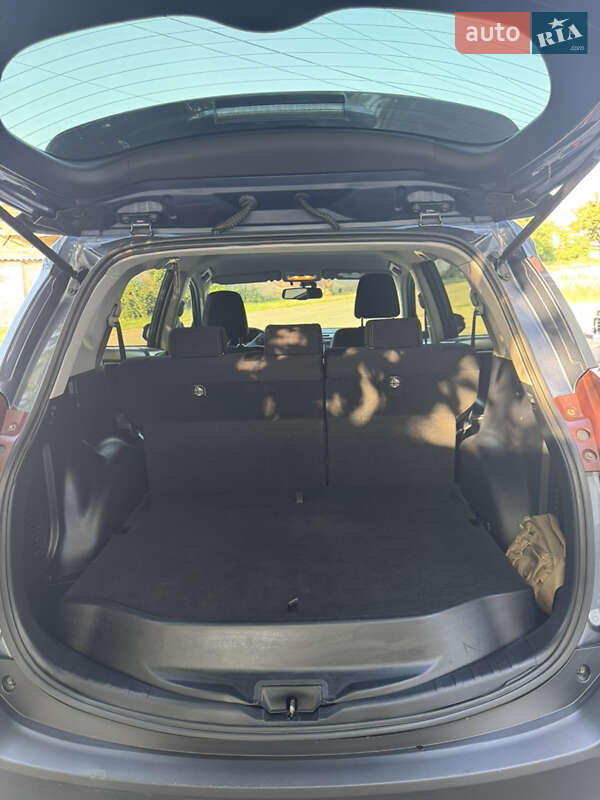 Позашляховик / Кросовер Toyota RAV4 2013 в Одесі