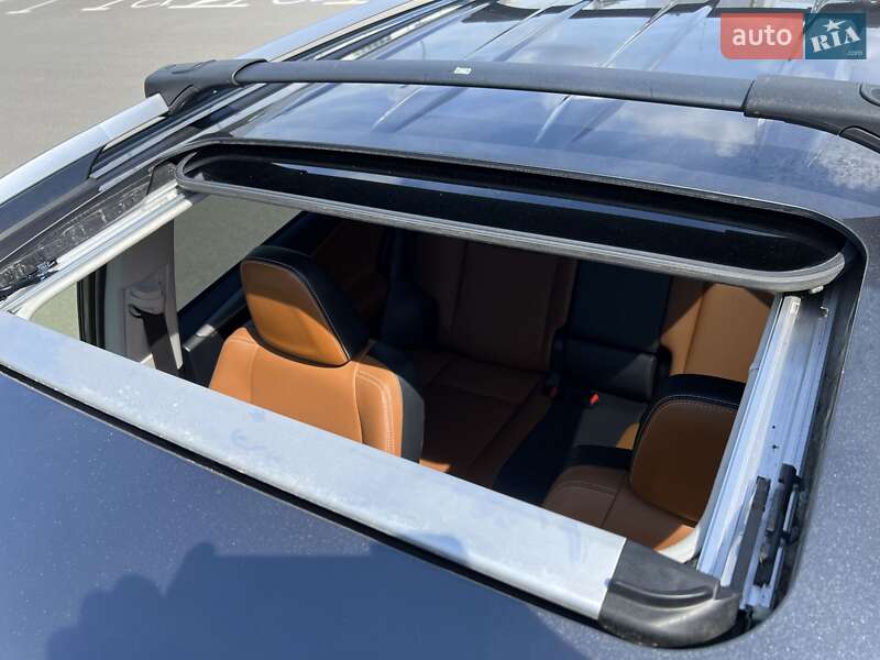 Внедорожник / Кроссовер Toyota RAV4 2017 в Киеве