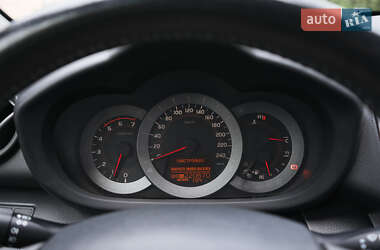 Внедорожник / Кроссовер Toyota RAV4 2010 в 