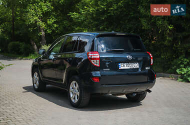 Внедорожник / Кроссовер Toyota RAV4 2010 в 