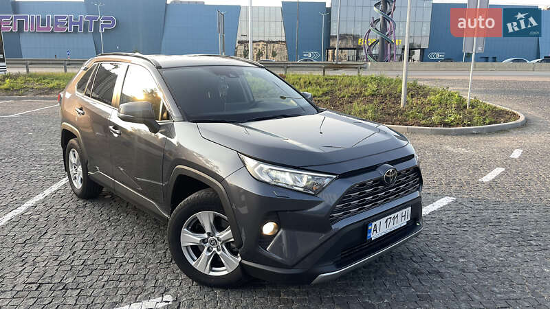 Toyota RAV4 2021