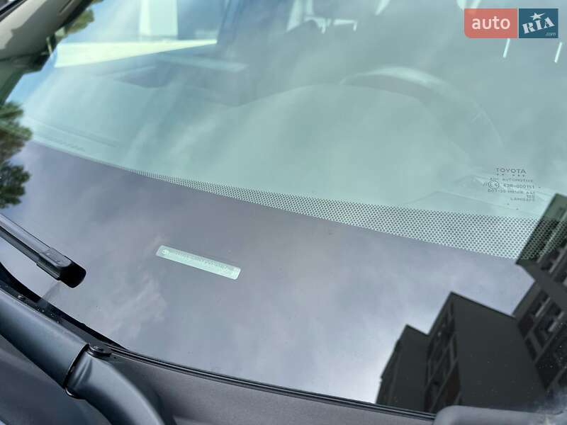 Позашляховик / Кросовер Toyota RAV4 2021 в Тернополі