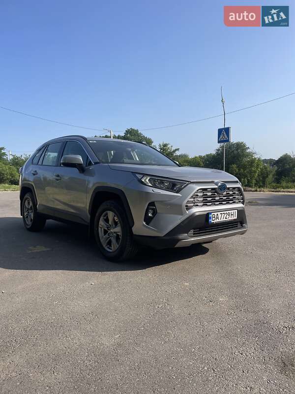 Позашляховик / Кросовер Toyota RAV4 2024 в Кропивницькому