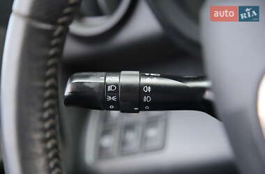 Позашляховик / Кросовер Toyota RAV4 2011 в 
