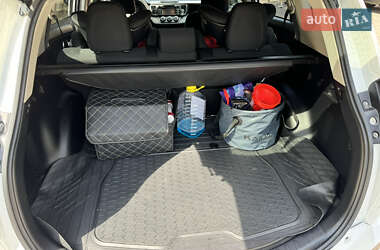 Внедорожник / Кроссовер Toyota RAV4 2016 в 
