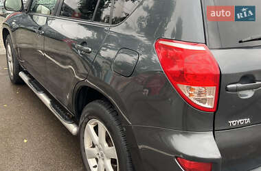 Позашляховик / Кросовер Toyota RAV4 2008 в 