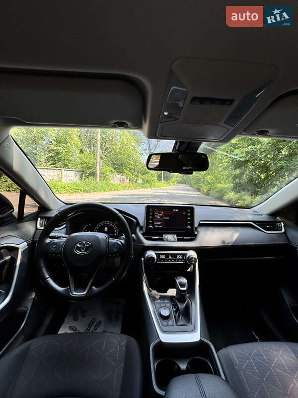 Внедорожник / Кроссовер Toyota RAV4 2019 в Киеве фото 13 Внедорожник / Кроссовер Toyota RAV4 2019 в Киеве
