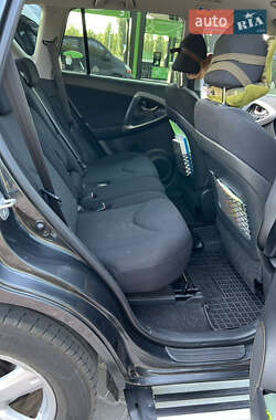 Внедорожник / Кроссовер Toyota RAV4 2007 в 