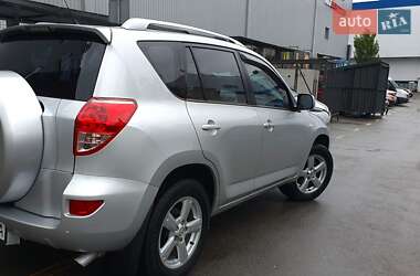 Внедорожник / Кроссовер Toyota RAV4 2006 в 