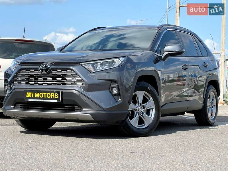Позашляховик / Кросовер Toyota RAV4 2022 в Києві