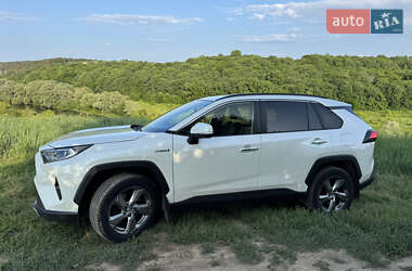 Внедорожник / Кроссовер Toyota RAV4 2019 в Виннице