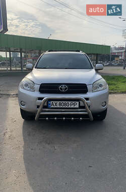 Внедорожник / Кроссовер Toyota RAV4 2006 в Харькове