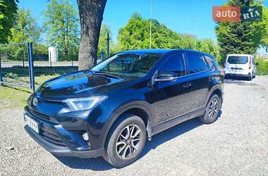 Внедорожник / Кроссовер Toyota RAV4 2016 в Виннице