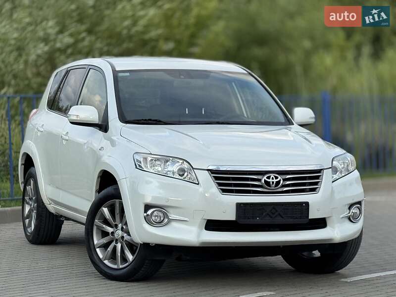 Toyota RAV4 2013