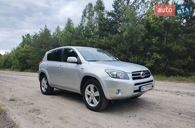 Внедорожник / Кроссовер Toyota RAV4 2007 в Ратным