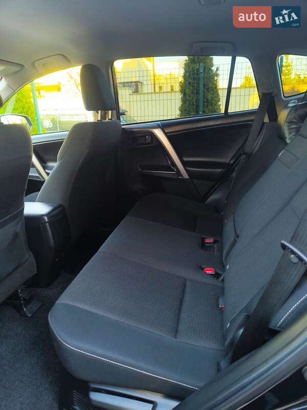 Позашляховик / Кросовер Toyota RAV4 2018 в Одесі