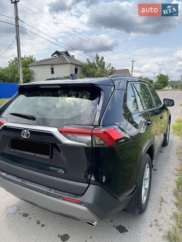 Позашляховик / Кросовер Toyota RAV4 2021 в Києві фото 10 Позашляховик / Кросовер Toyota RAV4 2021 в Києві