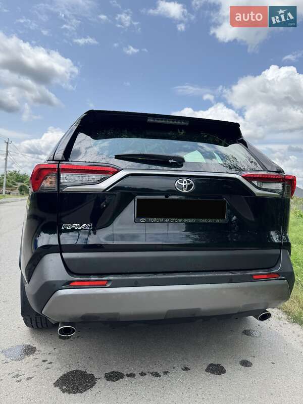 Позашляховик / Кросовер Toyota RAV4 2021 в Києві фото 95 Позашляховик / Кросовер Toyota RAV4 2021 в Києві