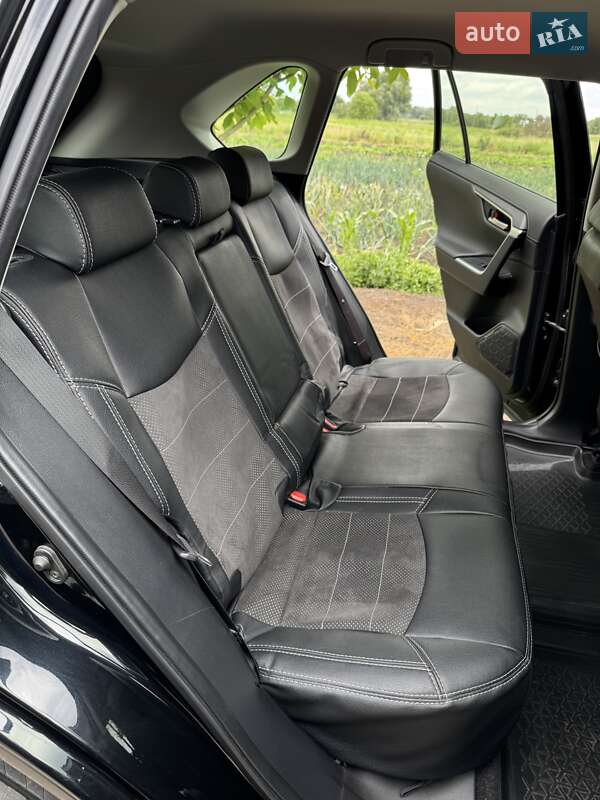 Позашляховик / Кросовер Toyota RAV4 2021 в Києві фото 61 Позашляховик / Кросовер Toyota RAV4 2021 в Києві