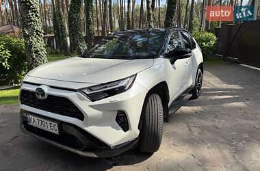 Позашляховик / Кросовер Toyota RAV4 2022 в Києві