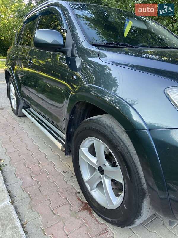 Внедорожник / Кроссовер Toyota RAV4 2007 в Каменец-Подольском
