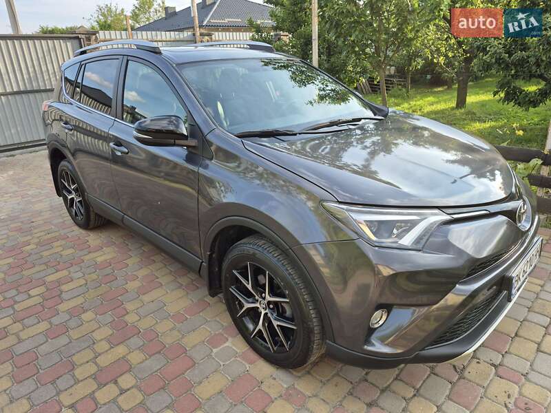 Toyota RAV4 2016