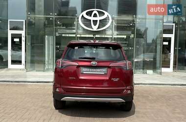 Позашляховик / Кросовер Toyota RAV4 2018 в Києві