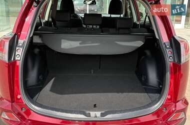 Позашляховик / Кросовер Toyota RAV4 2018 в Києві