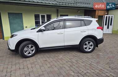 Внедорожник / Кроссовер Toyota RAV4 2014 в 