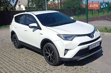 Внедорожник / Кроссовер Toyota RAV4 2017 в Виннице