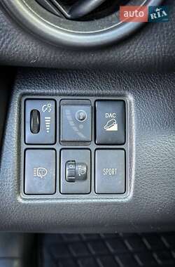 Внедорожник / Кроссовер Toyota RAV4 2011 в 