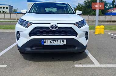 Внедорожник / Кроссовер Toyota RAV4 2019 в Борисполе