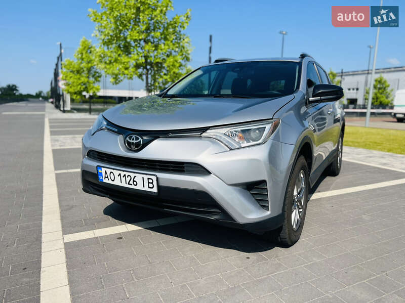 Toyota RAV4 2017