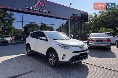 Позашляховик / Кросовер Toyota RAV4 2016 в Одесі