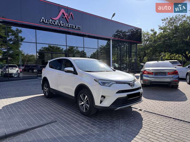 Toyota RAV4 2016