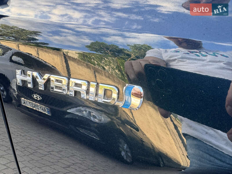 Позашляховик / Кросовер Toyota RAV4 2017 в Запоріжжі