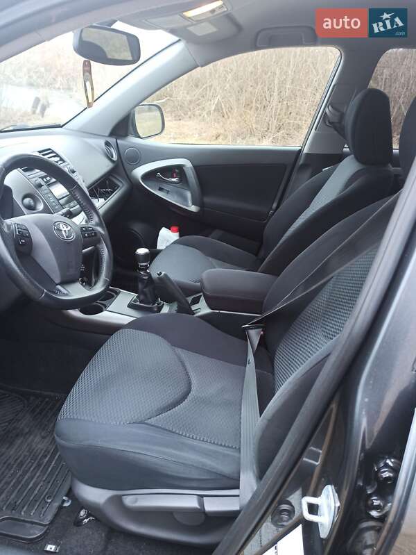 Позашляховик / Кросовер Toyota RAV4 2009 в Ратному