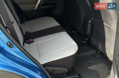 Позашляховик / Кросовер Toyota RAV4 2016 в Тернополі