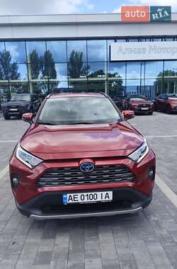Внедорожник / Кроссовер Toyota RAV4 2020 в Днепре