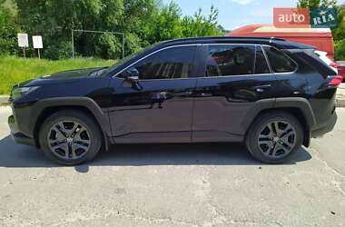 Внедорожник / Кроссовер Toyota RAV4 2023 в Киеве