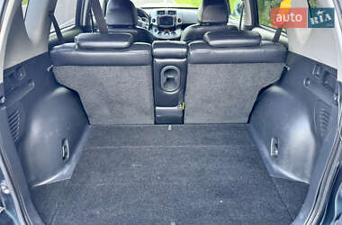 Позашляховик / Кросовер Toyota RAV4 2006 в Турці