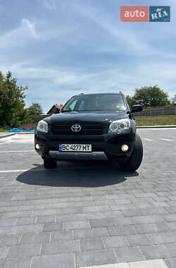Внедорожник / Кроссовер Toyota RAV4 2008 в 