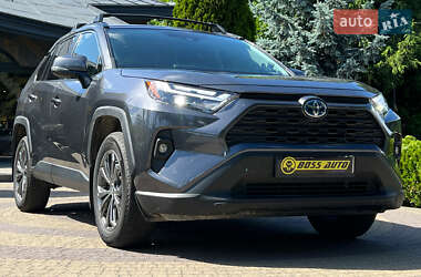 Внедорожник / Кроссовер Toyota RAV4 2023 в Львове