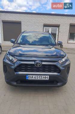 Внедорожник / Кроссовер Toyota RAV4 2021 в Умани