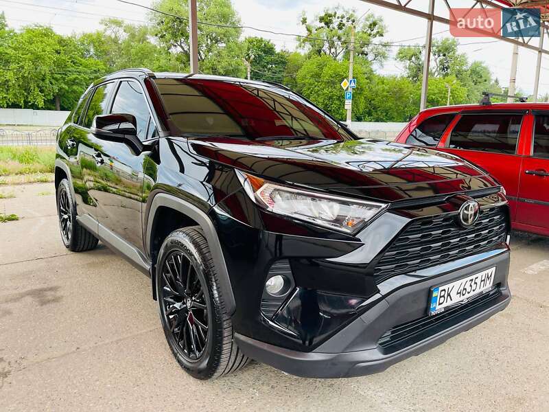Внедорожник / Кроссовер Toyota RAV4 2020 в Харькове фото 5 Внедорожник / Кроссовер Toyota RAV4 2020 в Харькове