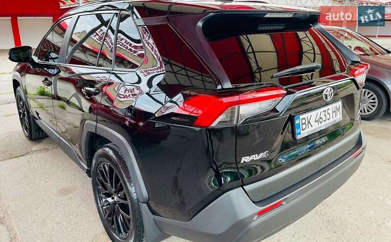 Внедорожник / Кроссовер Toyota RAV4 2020 в Харькове фото 16 Внедорожник / Кроссовер Toyota RAV4 2020 в Харькове