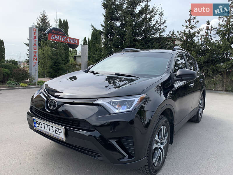 Toyota RAV4 2017