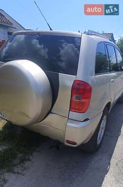 Внедорожник / Кроссовер Toyota RAV4 2002 в 
