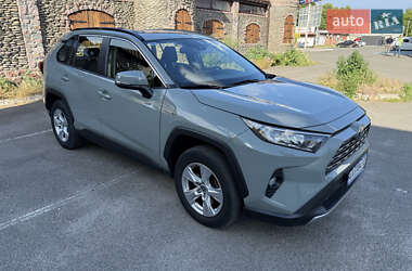 Позашляховик / Кросовер Toyota RAV4 2021 в Борисполі