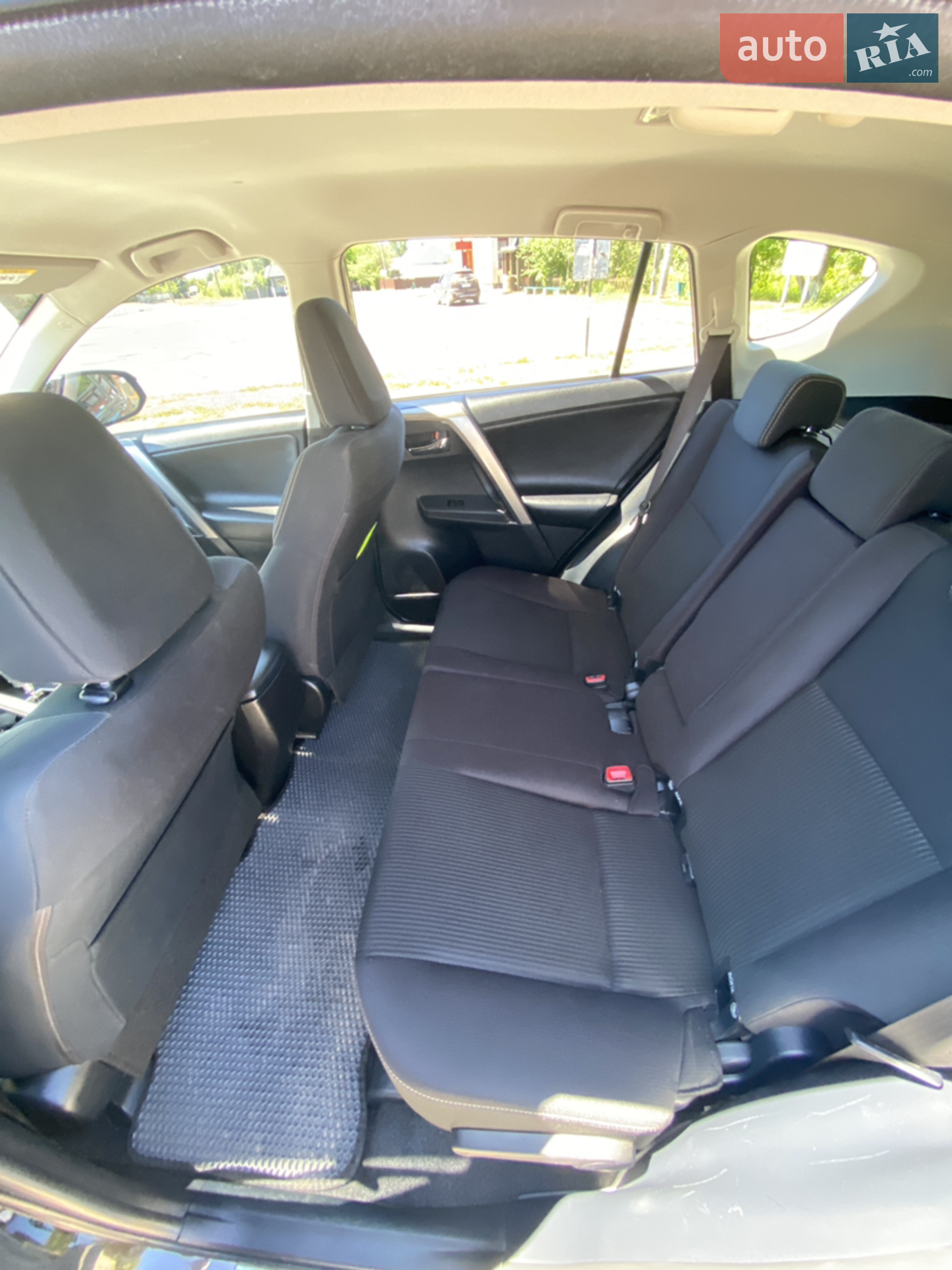 2015 Toyota RAV 4 - мініатюра 13